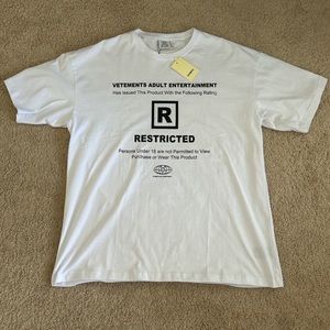 VETEMENTS “R RATED” T-SHIRT